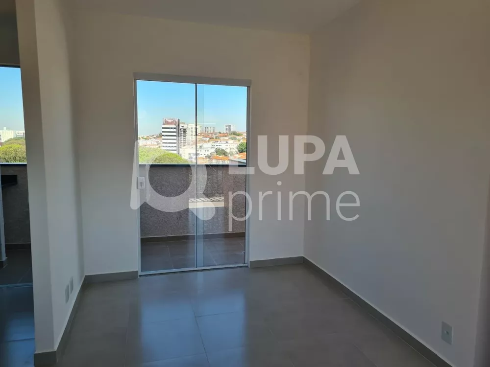 Apartamento à venda com 1 quarto, 34m² - Foto 1