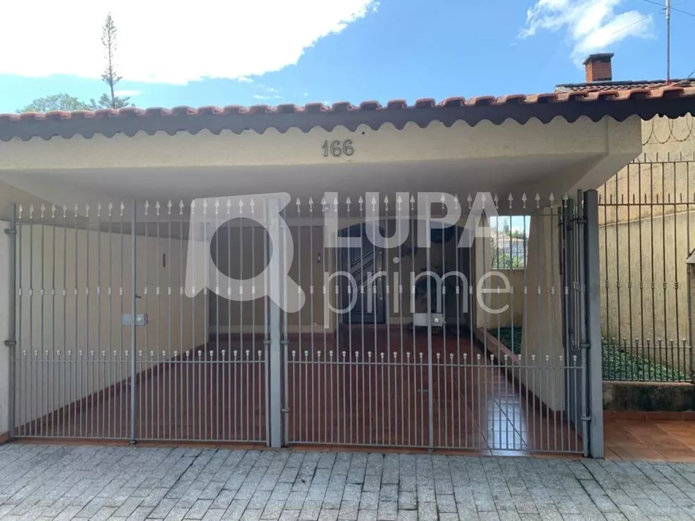 Casa à venda com 3 quartos, 136m² - Foto 1