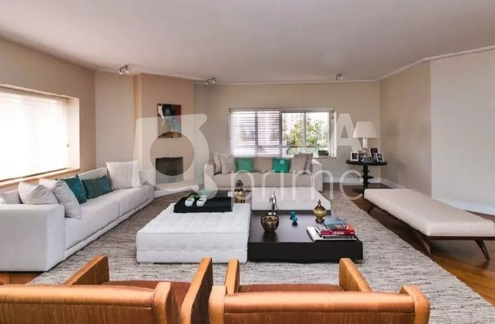 Apartamento para alugar com 4 quartos, 393m² - Foto 1