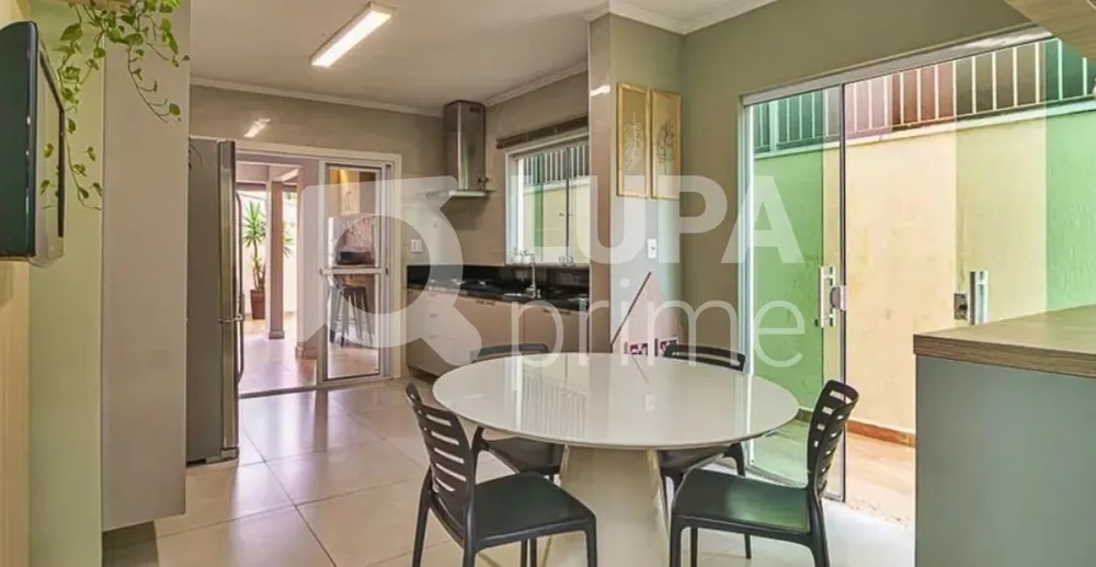 Casa, 3 quartos, 178 m² - Foto 16