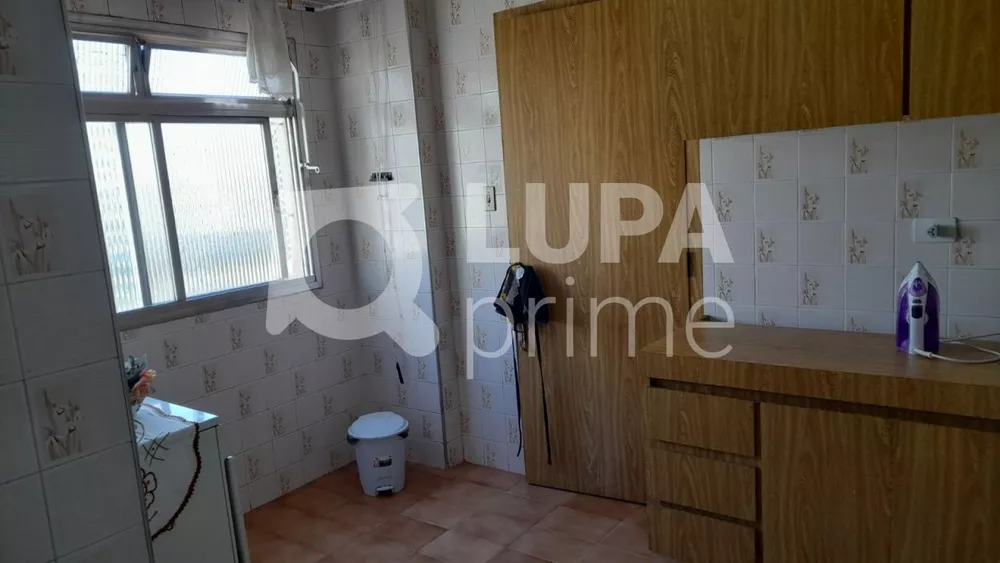 Apartamento à venda com 3 quartos, 135m² - Foto 7