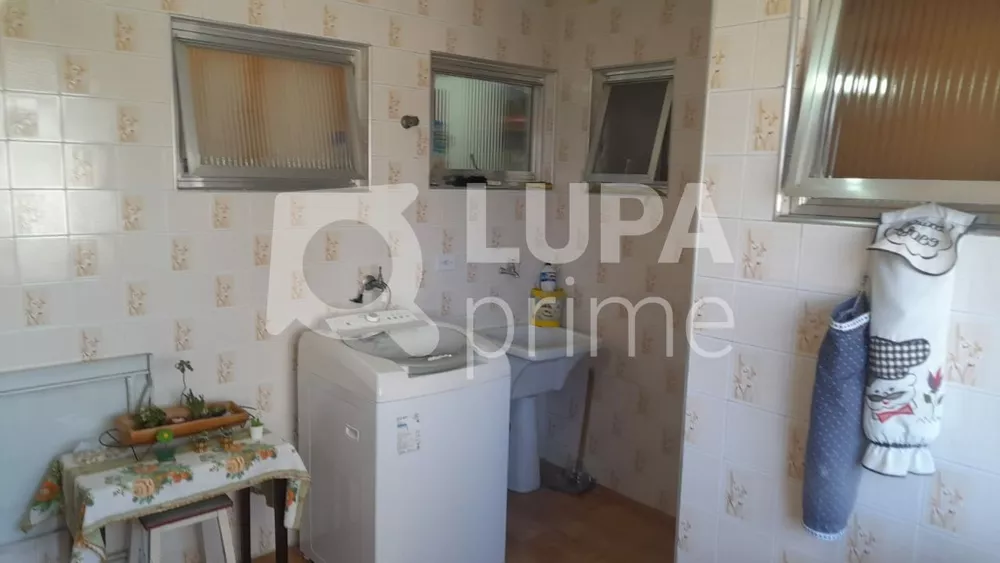 Apartamento à venda com 3 quartos, 135m² - Foto 6