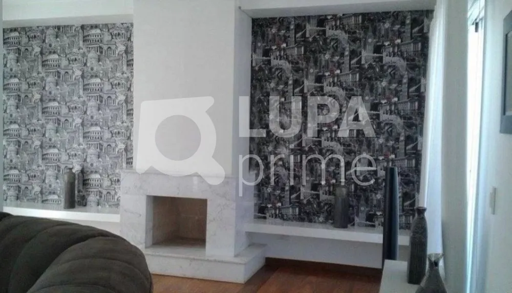 Apartamento, 3 quartos, 240 m² - Foto 1