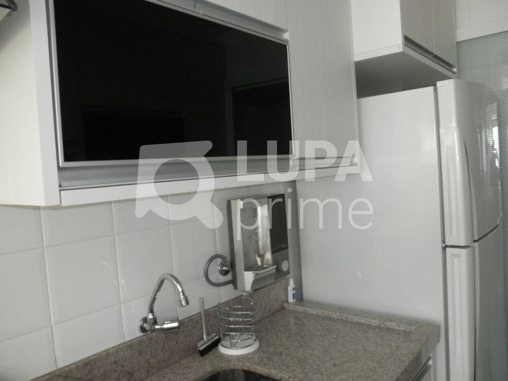 Apartamento à venda com 3 quartos, 134m² - Foto 3