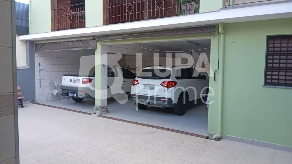 Casa, 3 quartos, 200 m² - Foto 1