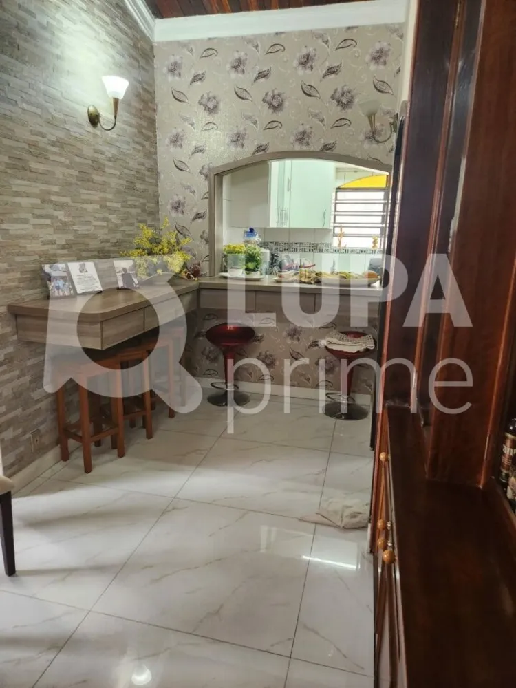 Casa, 4 quartos, 326 m² - Foto 2