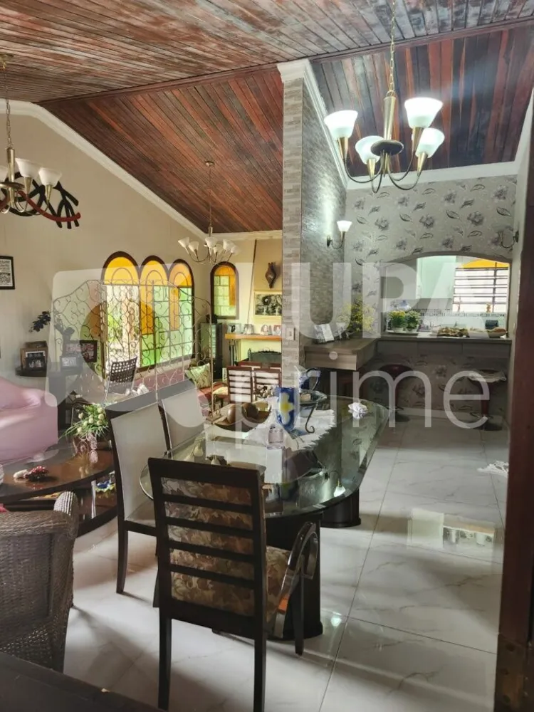 Casa, 4 quartos, 326 m² - Foto 5