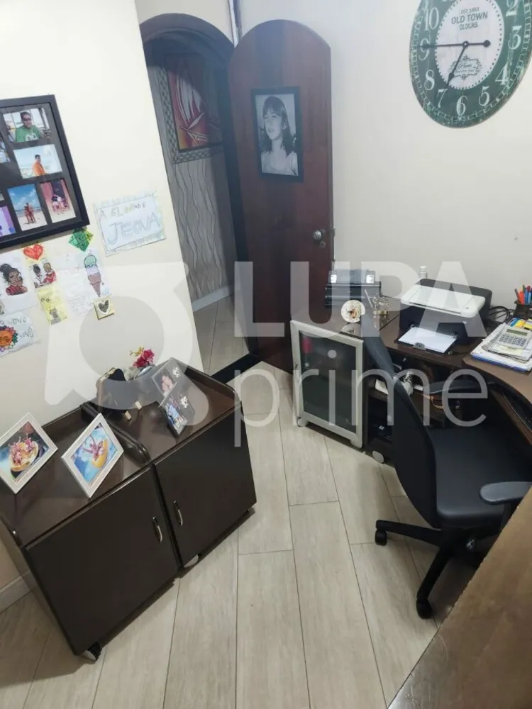 Casa, 4 quartos, 326 m² - Foto 1