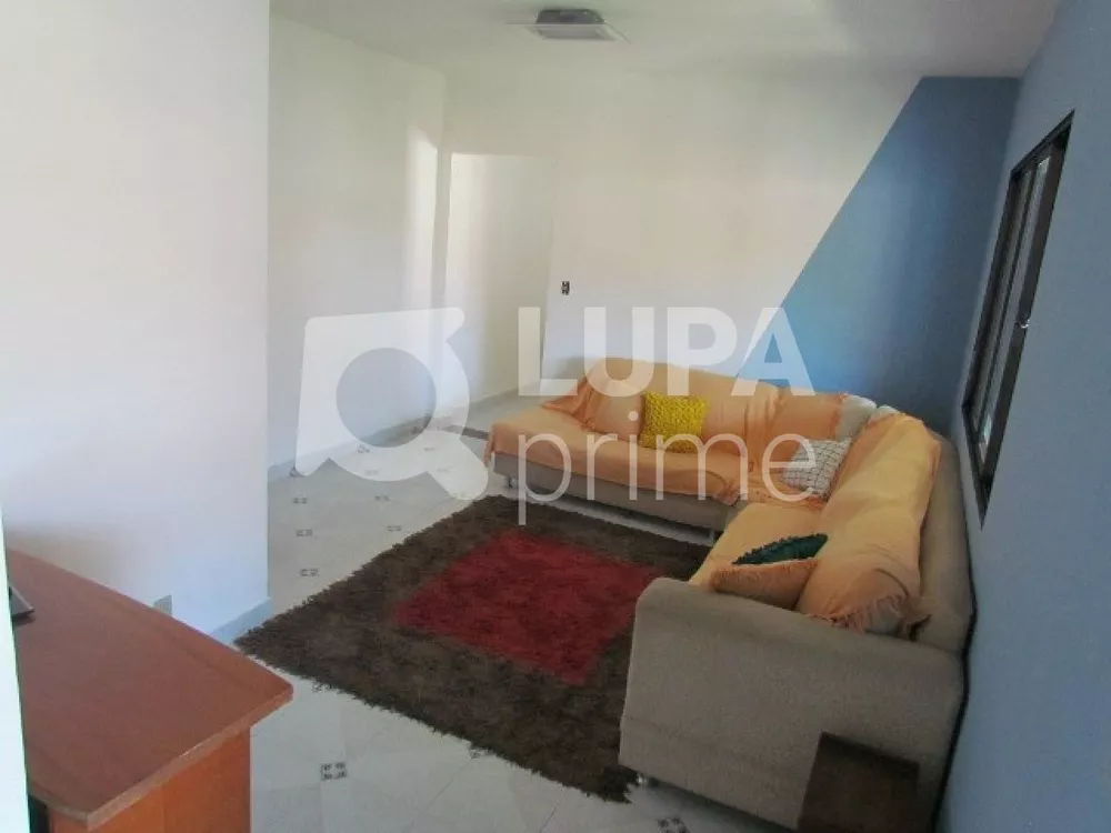 Casa à venda com 5 quartos, 385m² - Foto 2