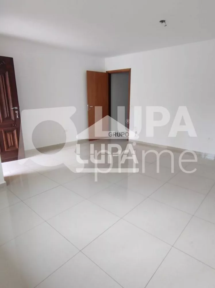 Casa à venda com 3 quartos, 150m² - Foto 4