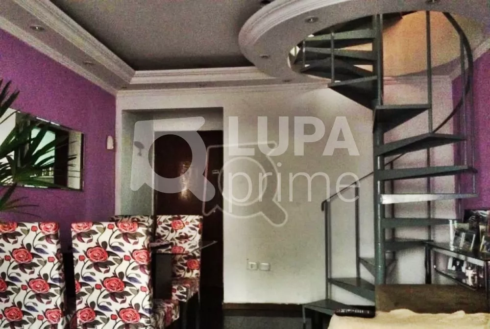 Apartamento à venda com 3 quartos, 160m² - Foto 1