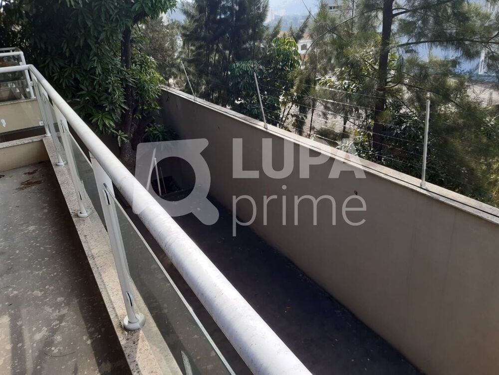 Casa à venda com 4 quartos, 440m² - Foto 9