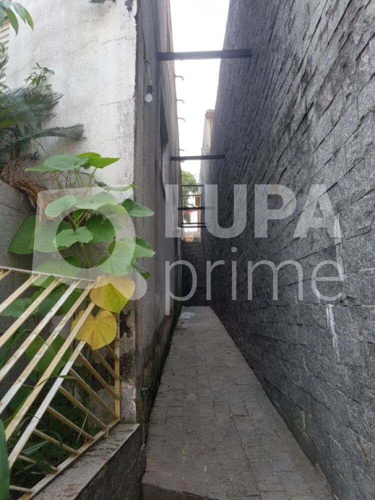 Casa para alugar com 5 quartos, 400m² - Foto 26