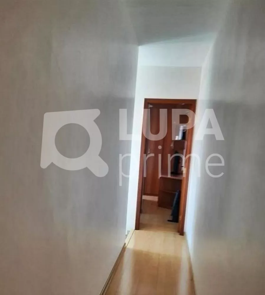 Casa à venda com 3 quartos, 114m² - Foto 2