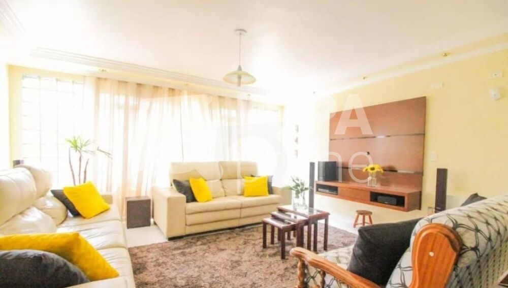 Casa, 3 quartos, 198 m² - Foto 1