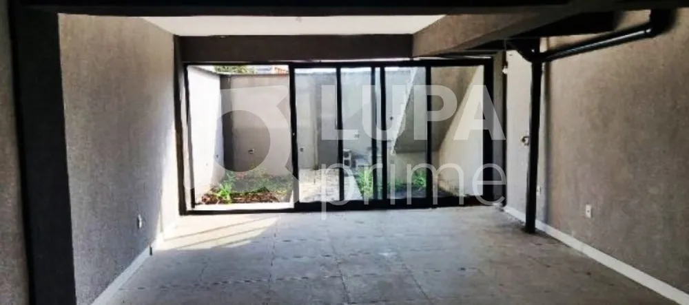 Casa, 3 quartos, 212 m² - Foto 1