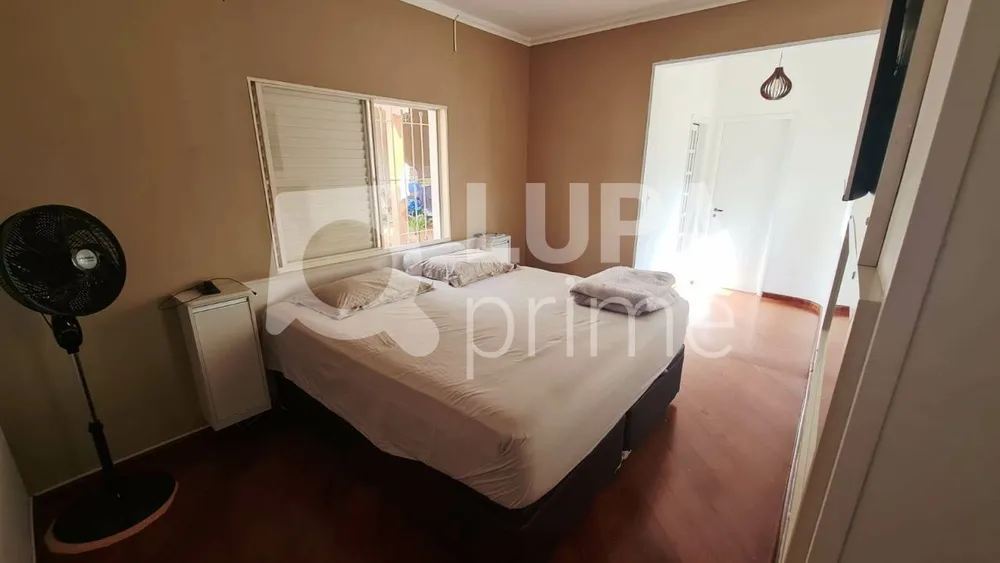 Casa, 3 quartos, 217 m² - Foto 1