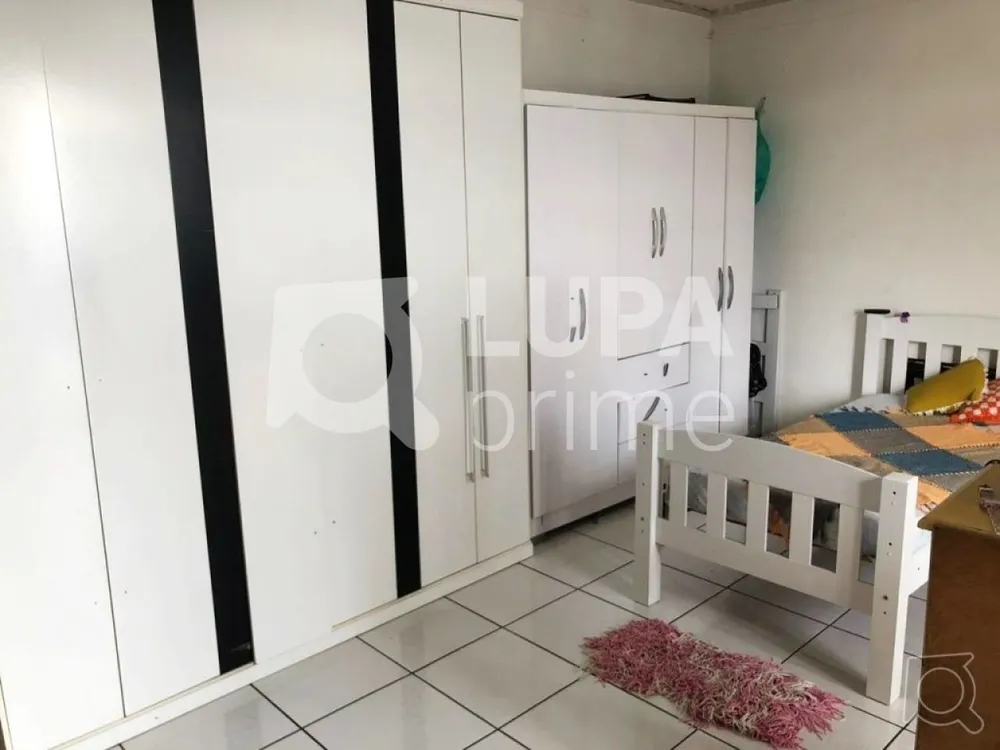 Casa, 4 quartos, 250 m² - Foto 1