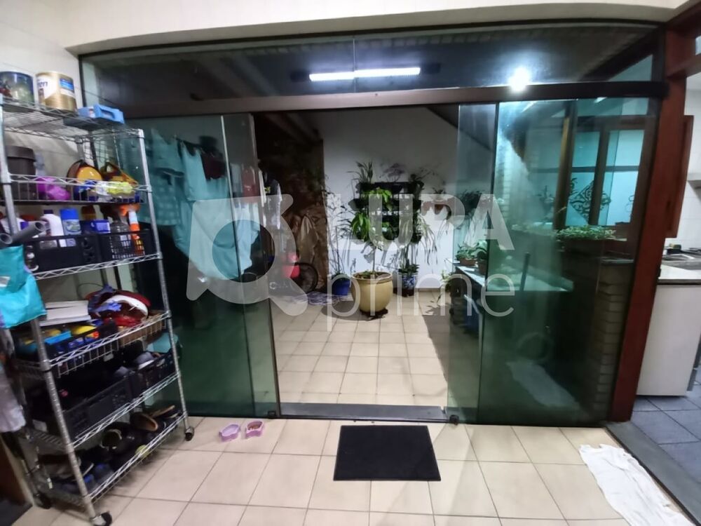 Casa à venda com 3 quartos, 150m² - Foto 25