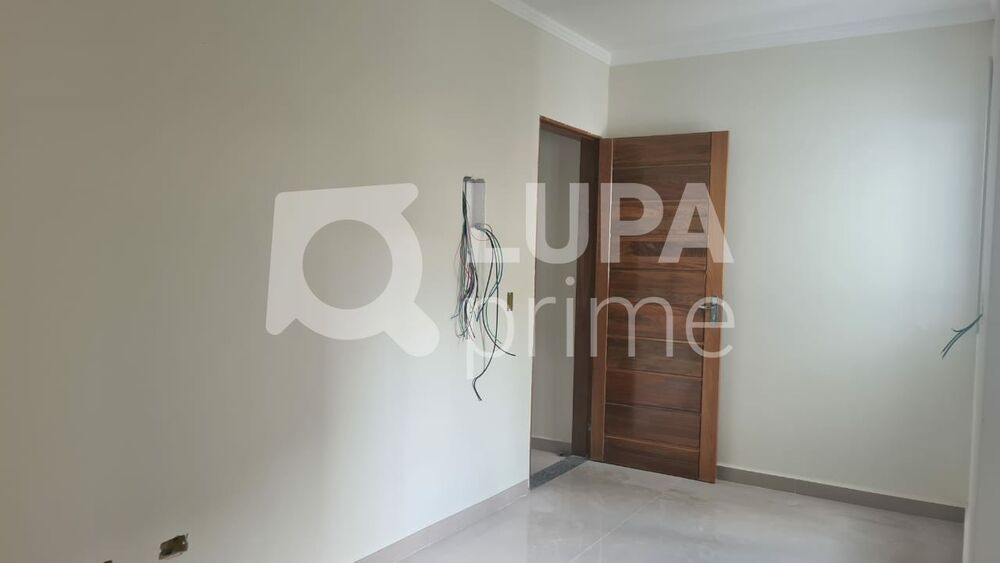 Casa de Condomínio à venda com 1 quarto, 32m² - Foto 1