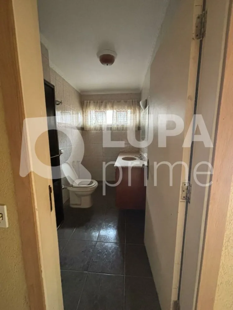Casa, 3 quartos, 240 m² - Foto 7