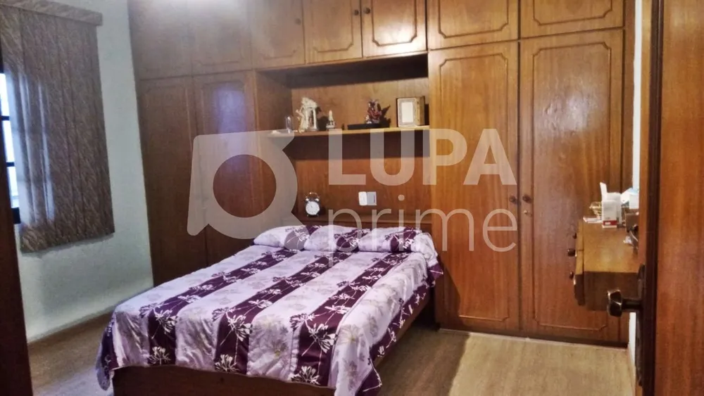 Casa, 4 quartos, 250 m² - Foto 15