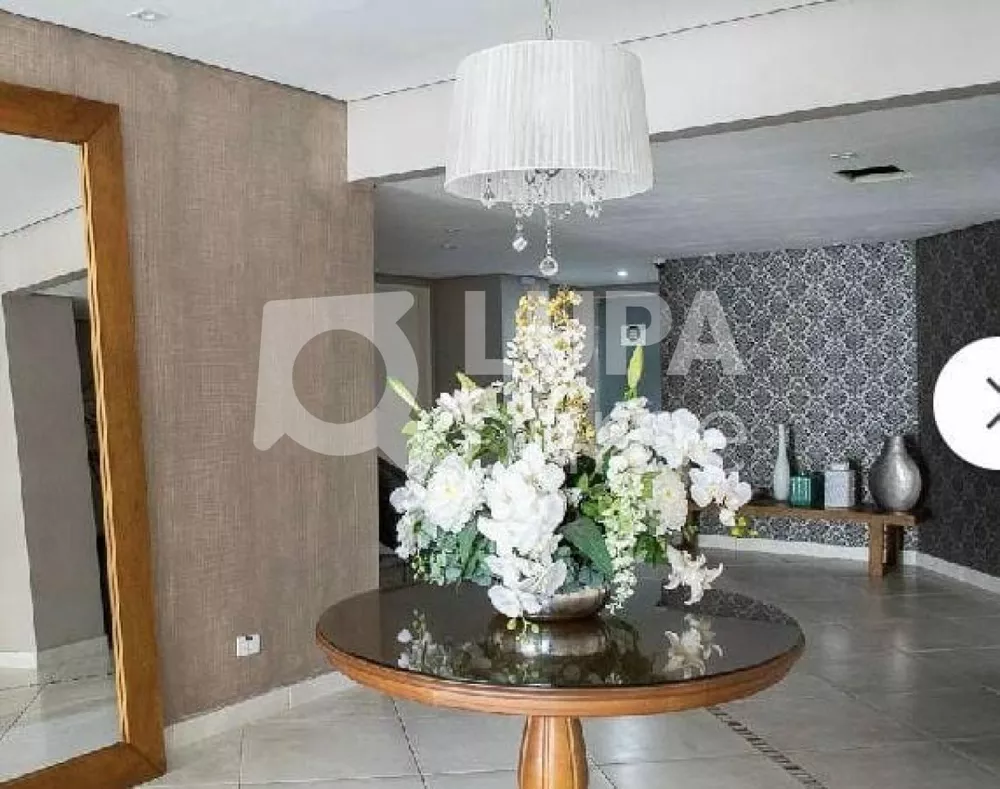 Apartamento para alugar com 3 quartos, 90m² - Foto 1