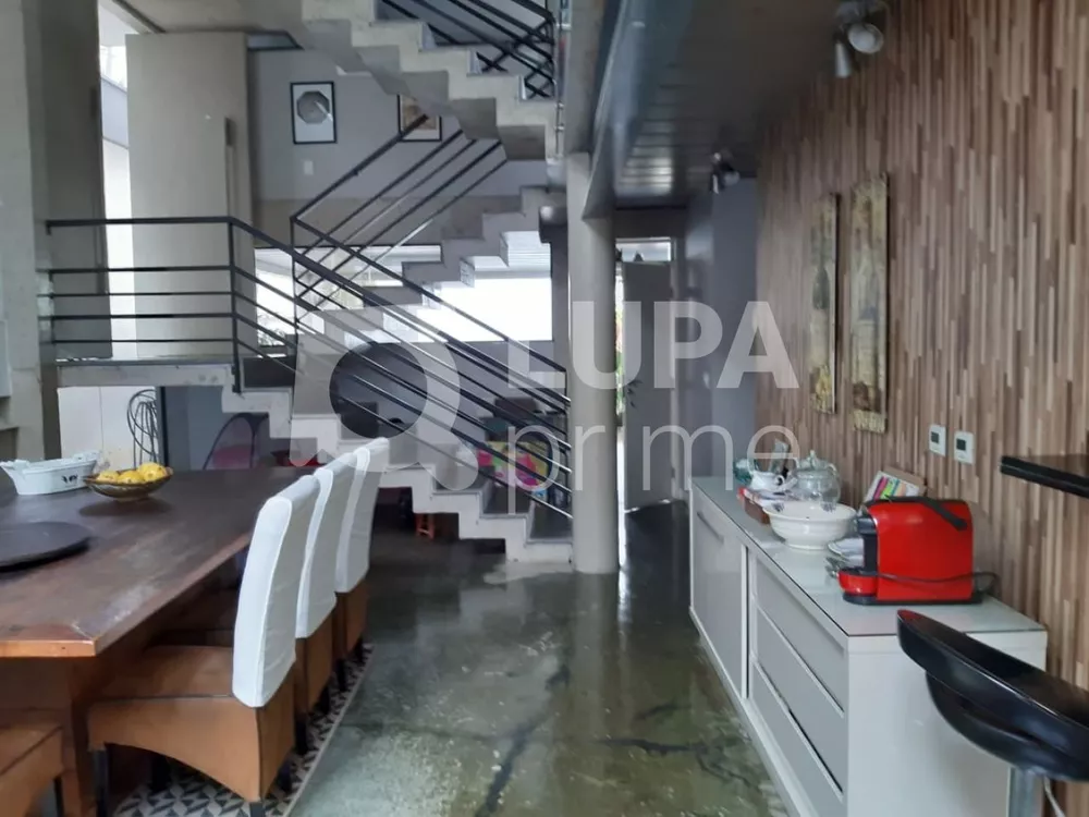 Casa de Condomínio à venda com 4 quartos, 350m² - Foto 5