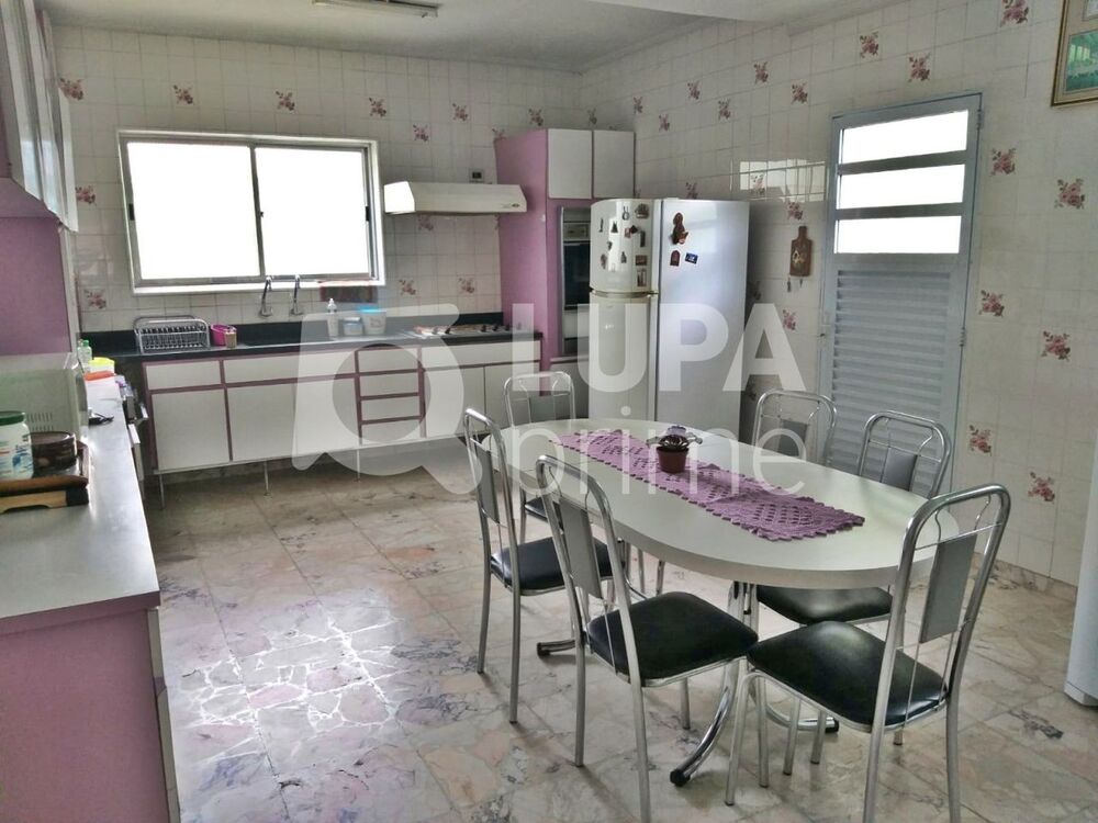 Casa à venda com 3 quartos, 139m² - Foto 3