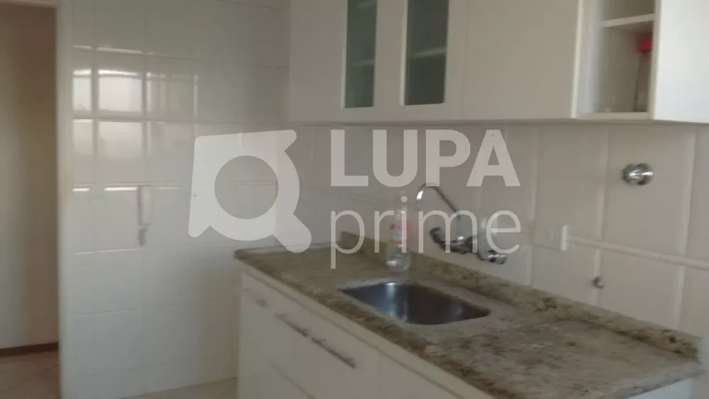 Apartamento à venda com 2 quartos, 70m² - Foto 4