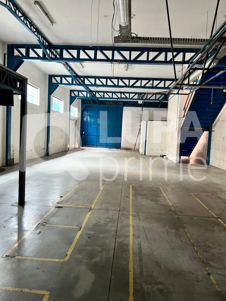 Depósito-Galpão, 600 m² - Foto 1
