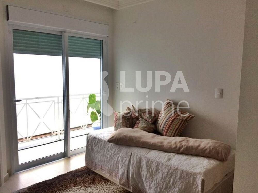Casa, 4 quartos, 391 m² - Foto 1