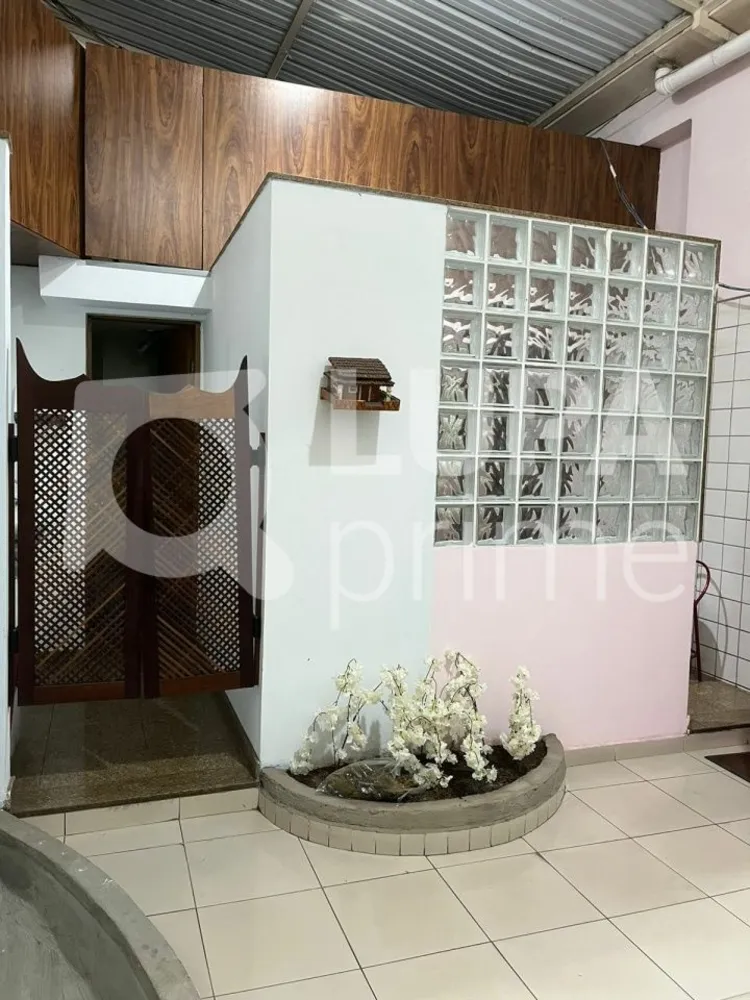 Loja-Salão, 250 m² - Foto 2