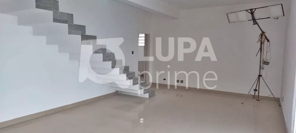 Casa à venda com 4 quartos, 430m² - Foto 2