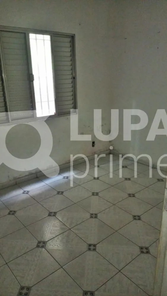 Casa, 3 quartos, 220 m² - Foto 1