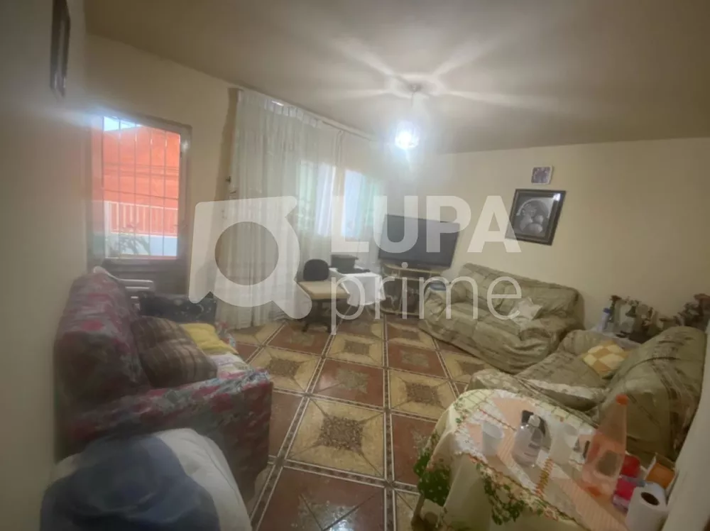 Casa à venda com 2 quartos, 170m² - Foto 4