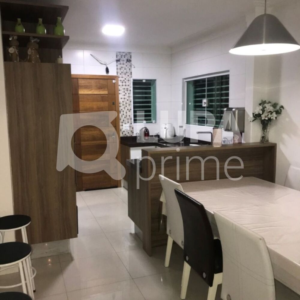 Casa, 3 quartos, 135 m² - Foto 1