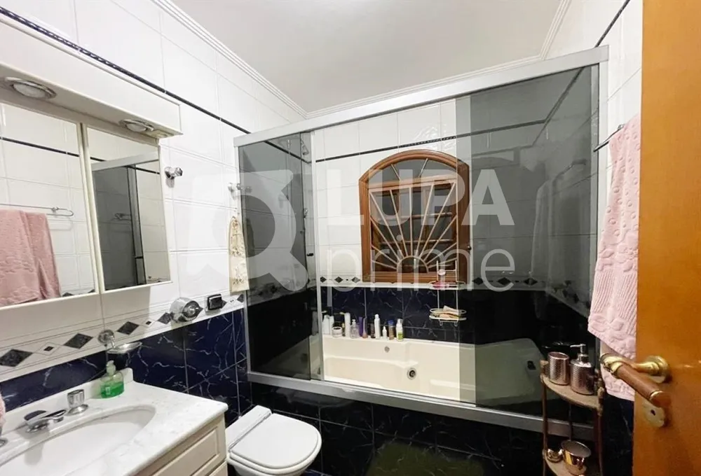 Casa, 3 quartos, 200 m² - Foto 1
