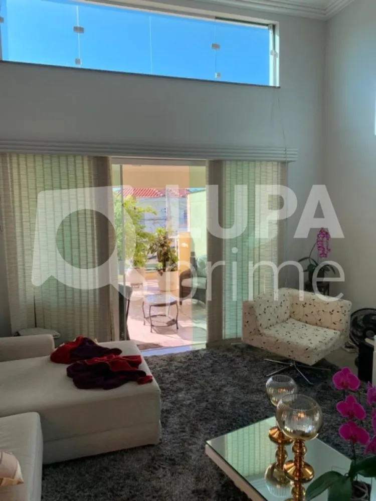 Apartamento, 2 quartos, 74 m² - Foto 1