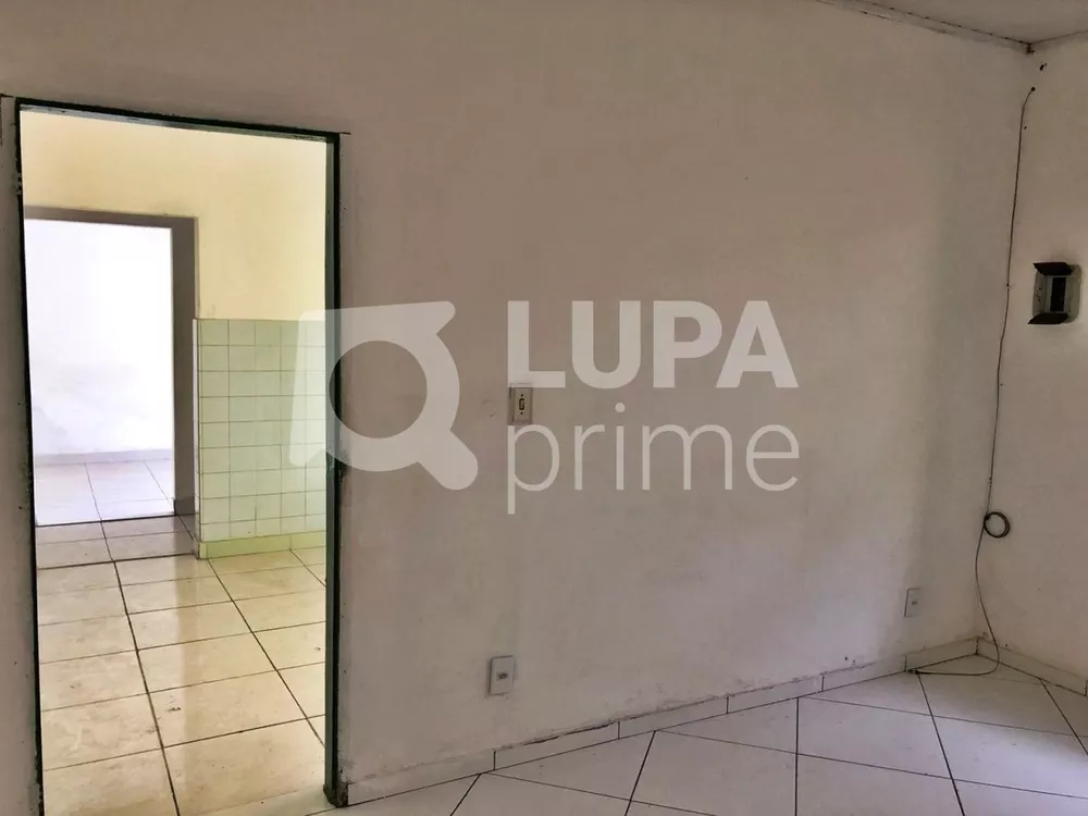 Casa para alugar com 1 quarto, 50m² - Foto 4