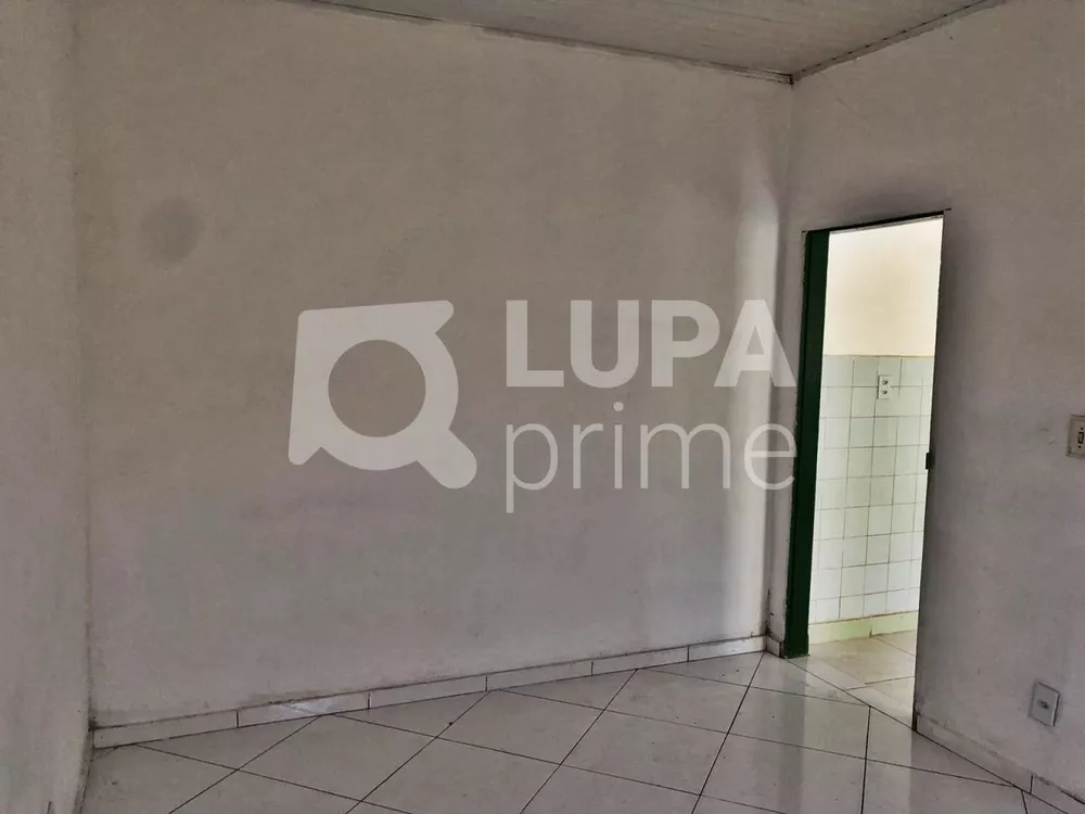 Casa para alugar com 1 quarto, 50m² - Foto 1