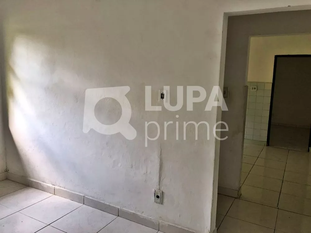 Casa para alugar com 1 quarto, 50m² - Foto 2