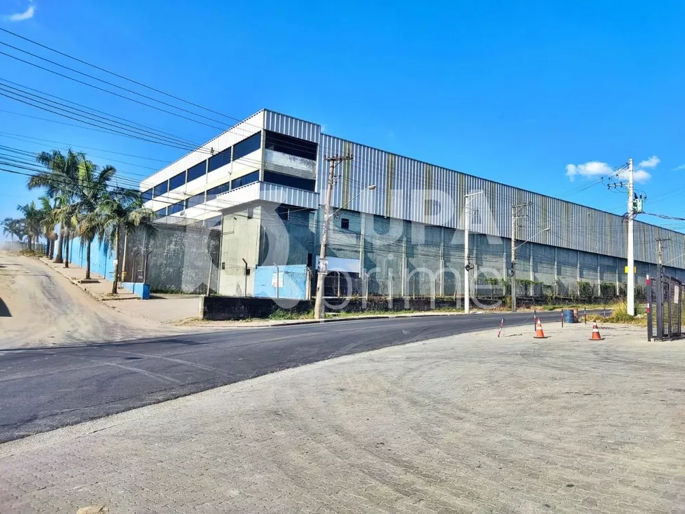 Depósito-Galpão-Armazém para alugar, 5600m² - Foto 1