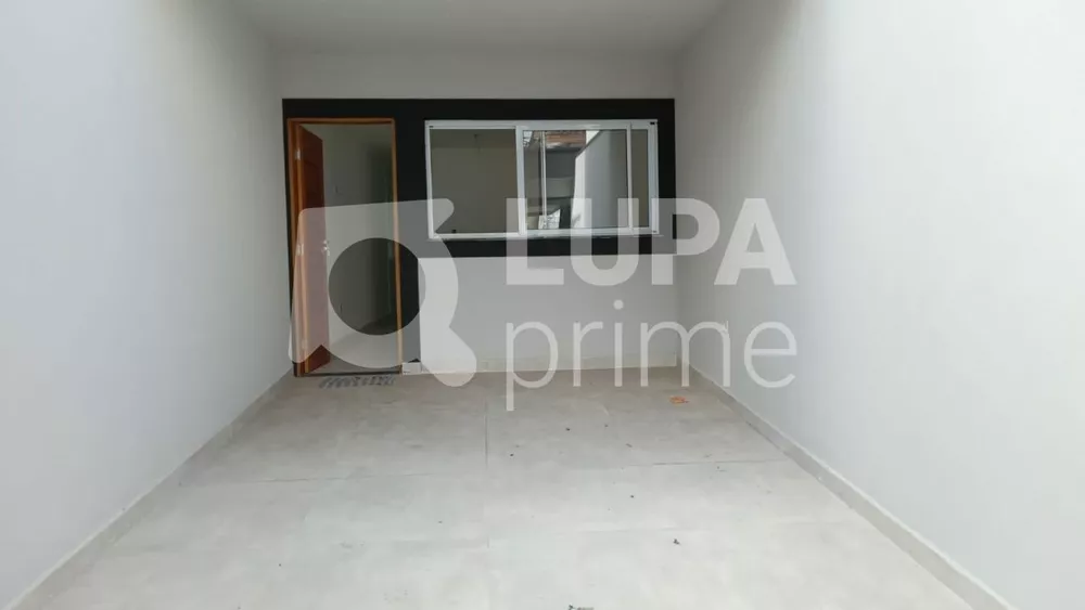 Casa à venda com 3 quartos, 114m² - Foto 2