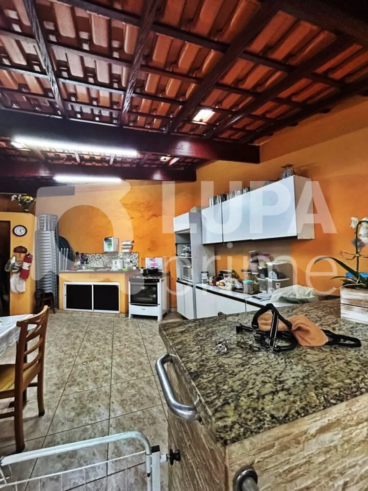 Casa, 3 quartos, 82 m² - Foto 1