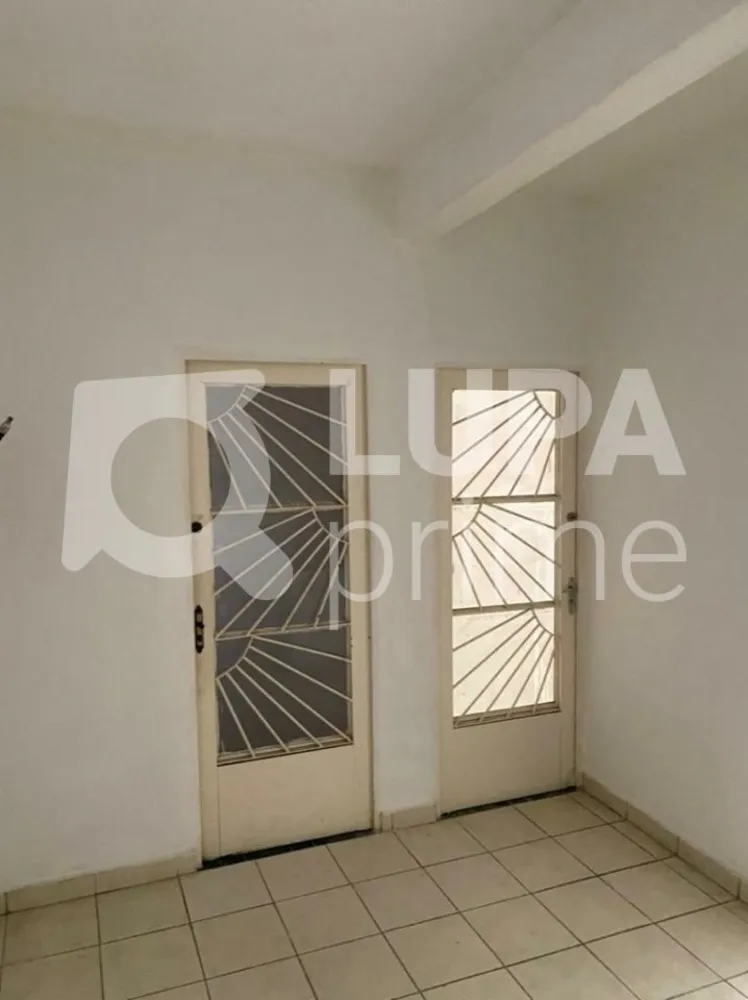 Prédio Inteiro, 240 m² - Foto 1