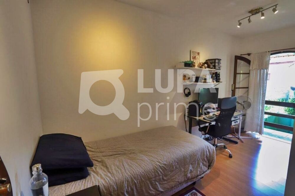 Casa, 4 quartos, 180 m² - Foto 4