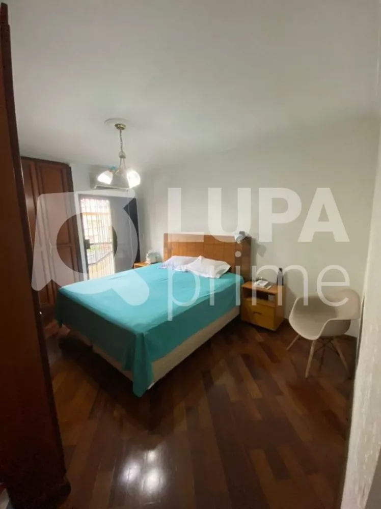 Casa à venda com 3 quartos, 245m² - Foto 15