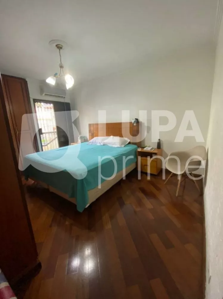 Casa à venda com 3 quartos, 245m² - Foto 16