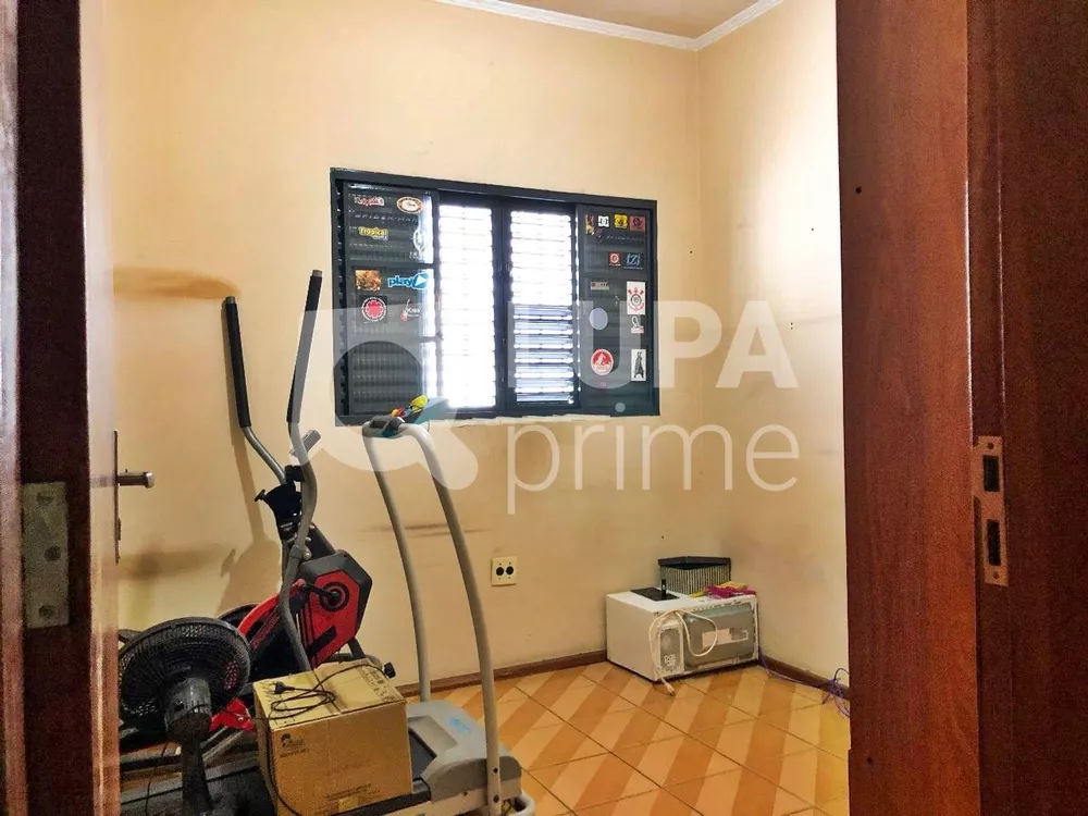 Casa à venda com 5 quartos, 240m² - Foto 9